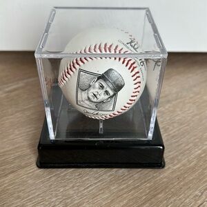 🔥 Nolan Ryan Commemorative Limited Edition Baseball with Showcase Box